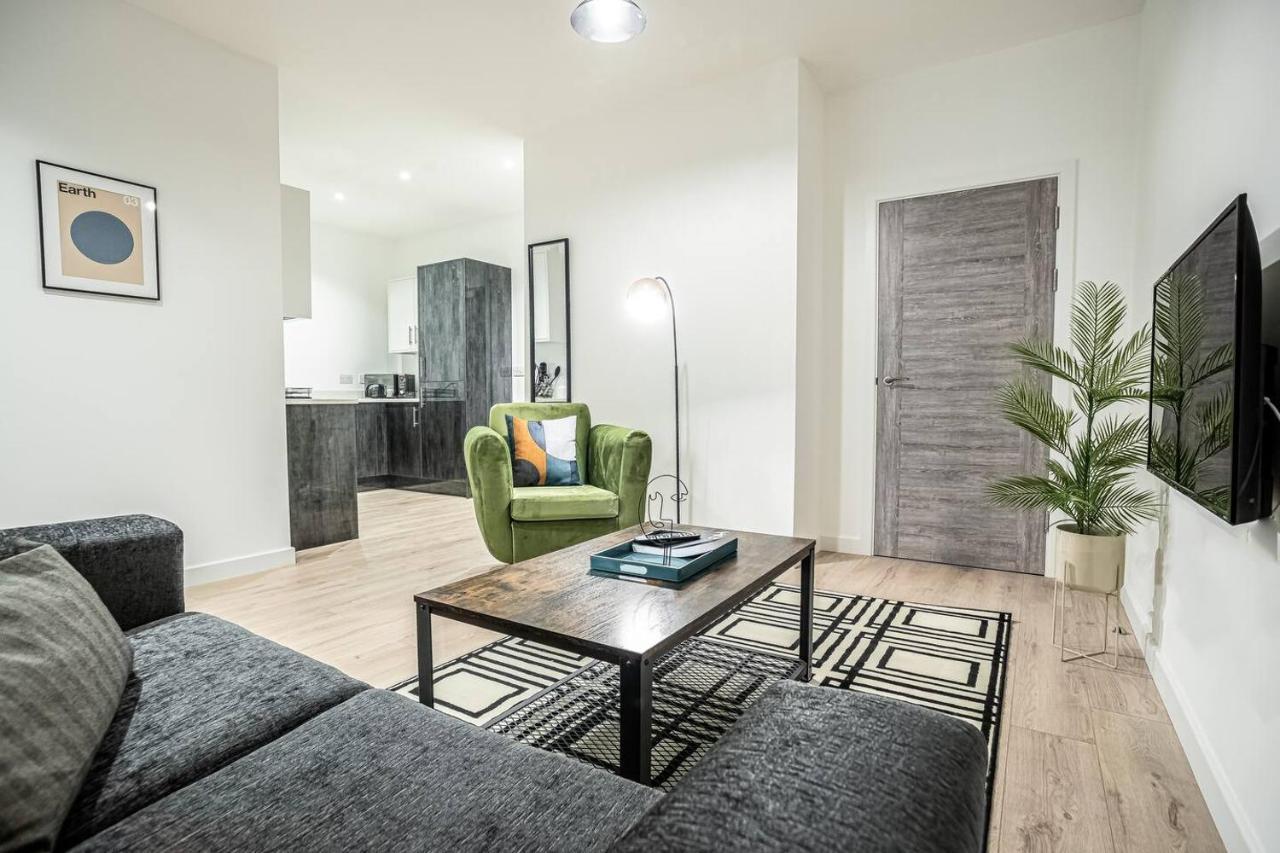 Two Bedroom - Central Peterborough Apartment - Bayard Apartments Eksteriør bilde