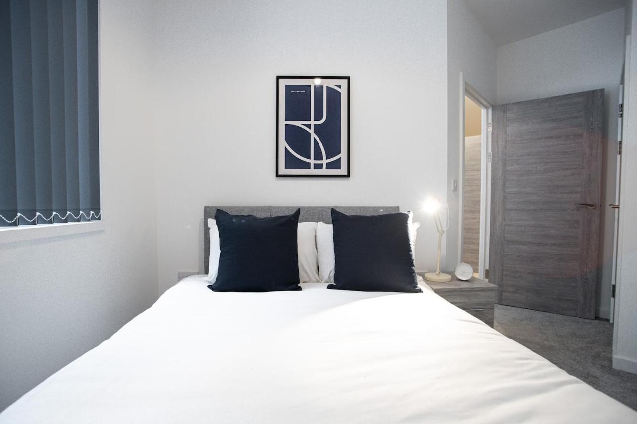 Two Bedroom - Central Peterborough Apartment - Bayard Apartments Eksteriør bilde
